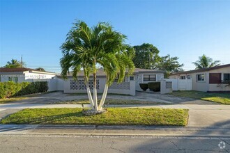 Building Photo - 7808 Miramar Pkwy