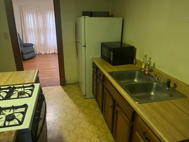 Foto del edificio - 415 E Frye Ave