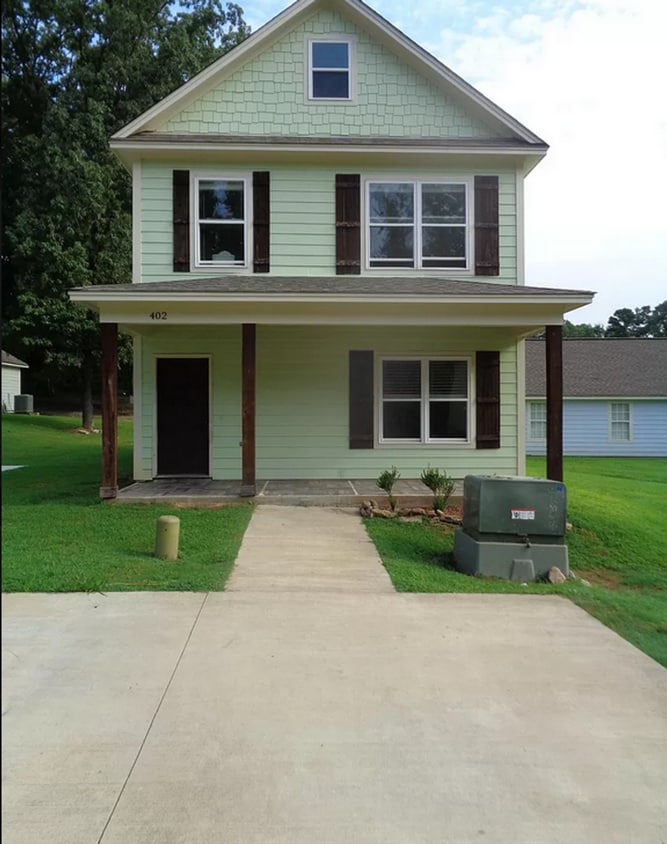 3 bed/2.5 Bath - 3 bed/2.5 Bath