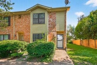 Building Photo - 6710 Biggs Ct