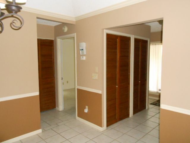 Building Photo - 7379 Colony Cove Ln