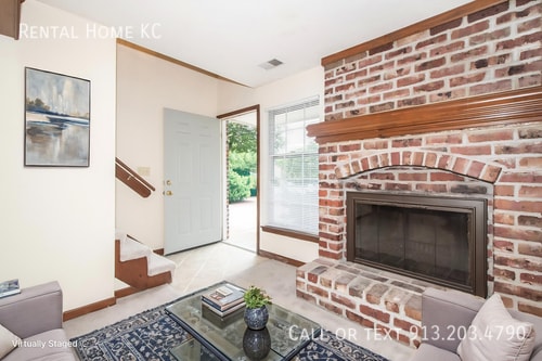 Building Photo - 5619 Riley-