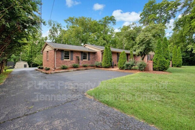 Building Photo - 6541 Jocelyn Hollow Rd