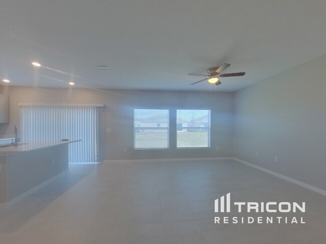Building Photo - 219 Amber Way Kissimmee FL