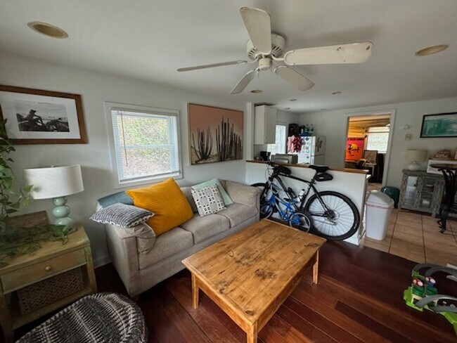 Foto del edificio - Carolina Beach - Cottage style home