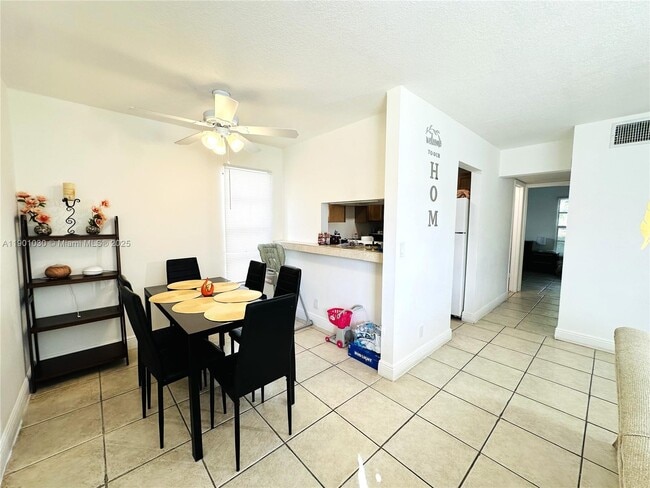 Foto del edificio - 3037 NW 118th Dr
