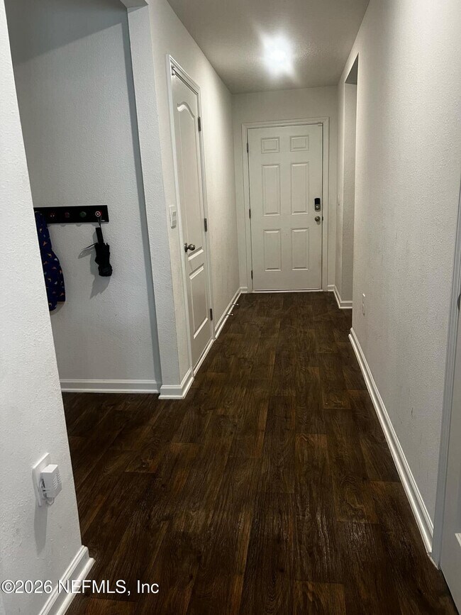 Foto del edificio - 65183 Frst Glen Ln