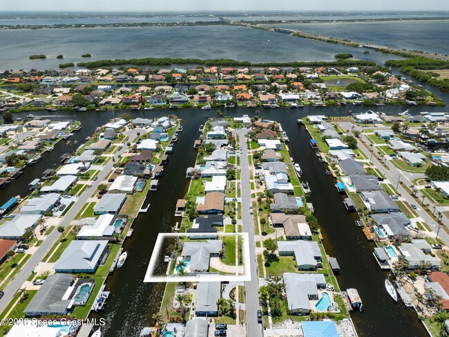 Foto del edificio - 458 Sandpiper Dr