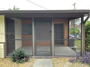 Building Photo - 1108 Eighth Way