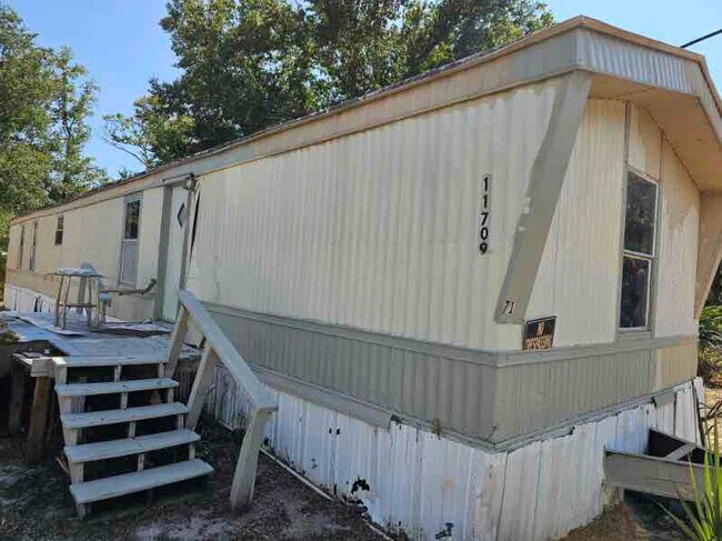 Building Photo - 750 S Hwy 22 A