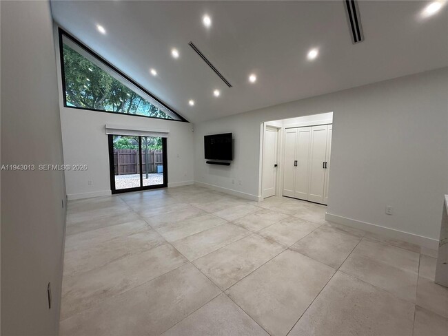 Building Photo - 9208 SW 132nd St