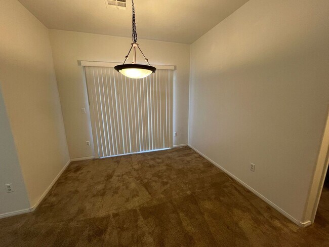 Foto del edificio - Summerlin Condo