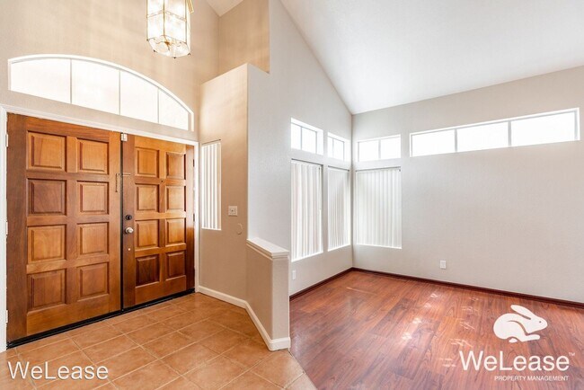 Building Photo - 3 br, 2.5 bath House - 2395 Forest Oaks Dr.