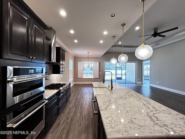 Building Photo - 10178 Illumination Dr