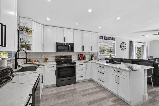 Photo - 2388 S Wallen Dr House