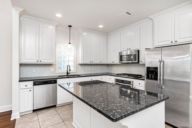 Building Photo - 3167 Cypress View Ln