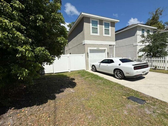 Foto del edificio - 408 N Finley Ave