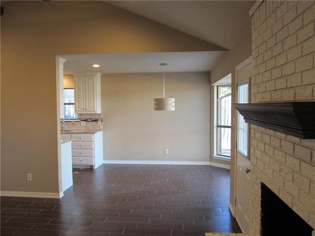 Building Photo - 209 Ginger Ln