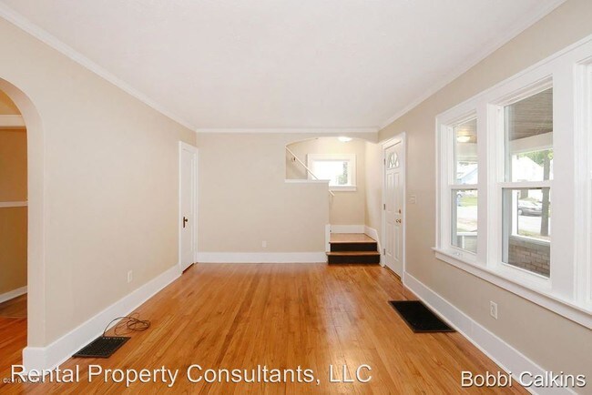 Building Photo - 3 br, 2 bath House - 1720 Silver Ave SE