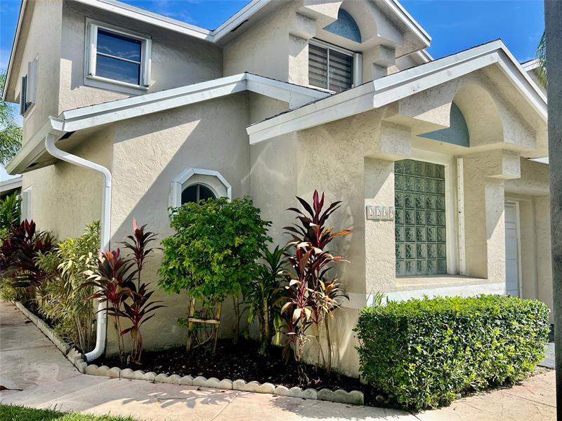 Foto principal - 2239 Discovery Cir W