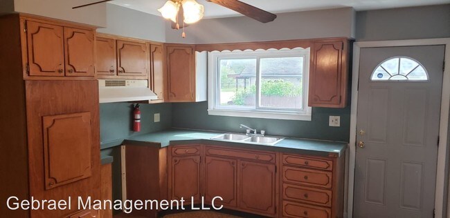 Foto del edificio - 3 br, 1 bath House - 817 W Atherton