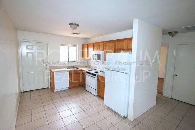 Foto del edificio - 15588 S Yava Rd