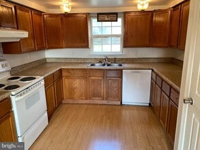 Building Photo - 729 Dollar Lane