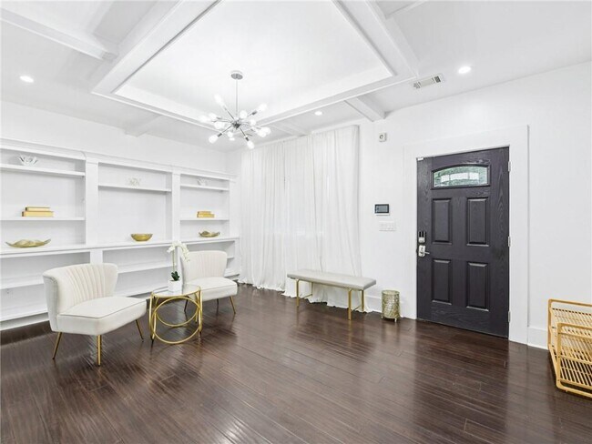 Foto del edificio - 1399 N Druid Hills Rd