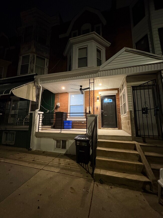 Foto del edificio - 2741 N 29th St