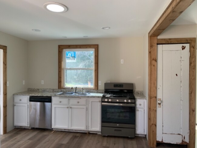 Foto del edificio - 123 Adam Ave