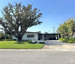 Building Photo - 319 Halsey St