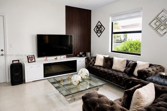 Foto del edificio - 23068 SW 129th Pl