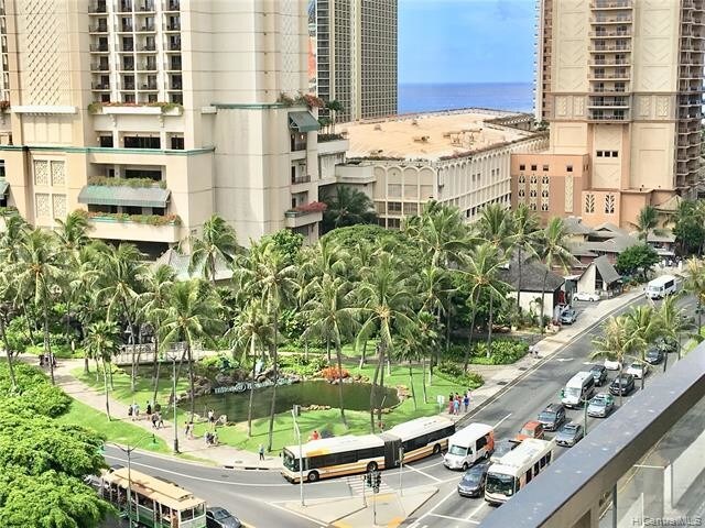 Building Photo - 1910 Ala Moana Blvd