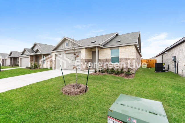 Building Photo - 1625 Sparrow Hawk Rd