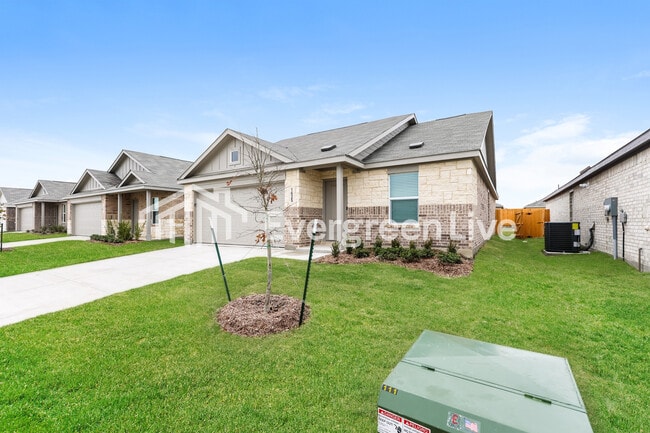 Foto del edificio - 1625 Sparrow Hawk Rd