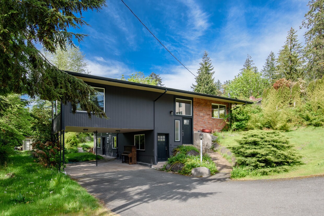 11444 SE 72nd St, Newcastle, WA 98056 House Rental in Newcastle, WA