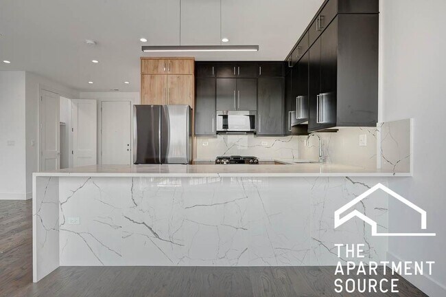 Foto del edificio - 3008 W Belmont Ave