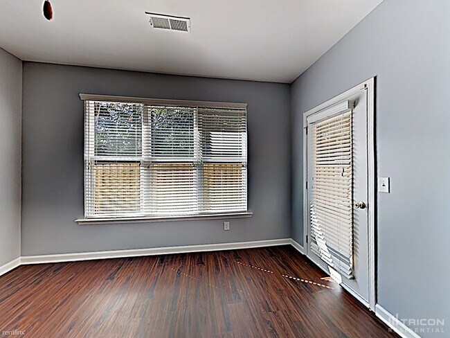 Building Photo - 2271 Wentworth Park Dr