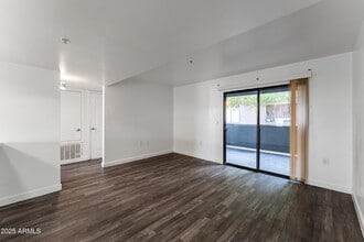 Building Photo - 3065 N 67th Ave