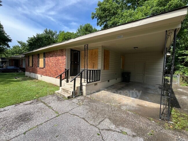 Building Photo - 3531 Gowan Dr