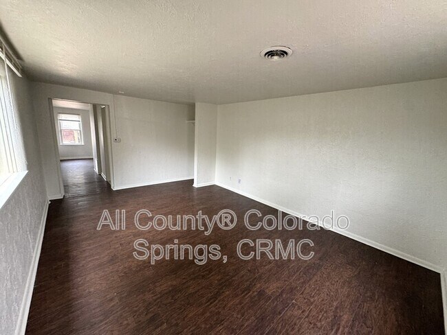 Building Photo - 624 1/2 Yuma Street