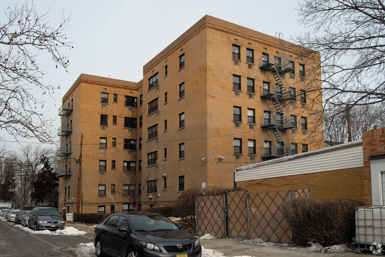 Foto del edificio - Park Tower Apartments