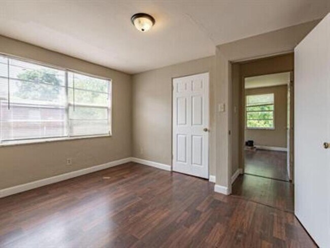 Building Photo - 1018 Wild Cherry Ln
