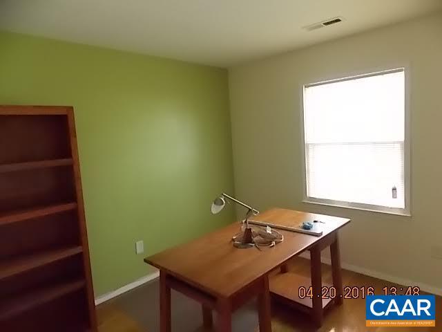 Building Photo - 2405 Barracks Ct