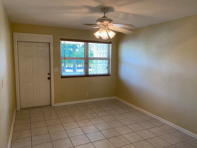 Foto del edificio - 1172 Surf Rd