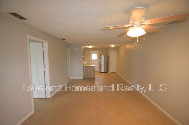 Foto del edificio - 117 Leelon Rd