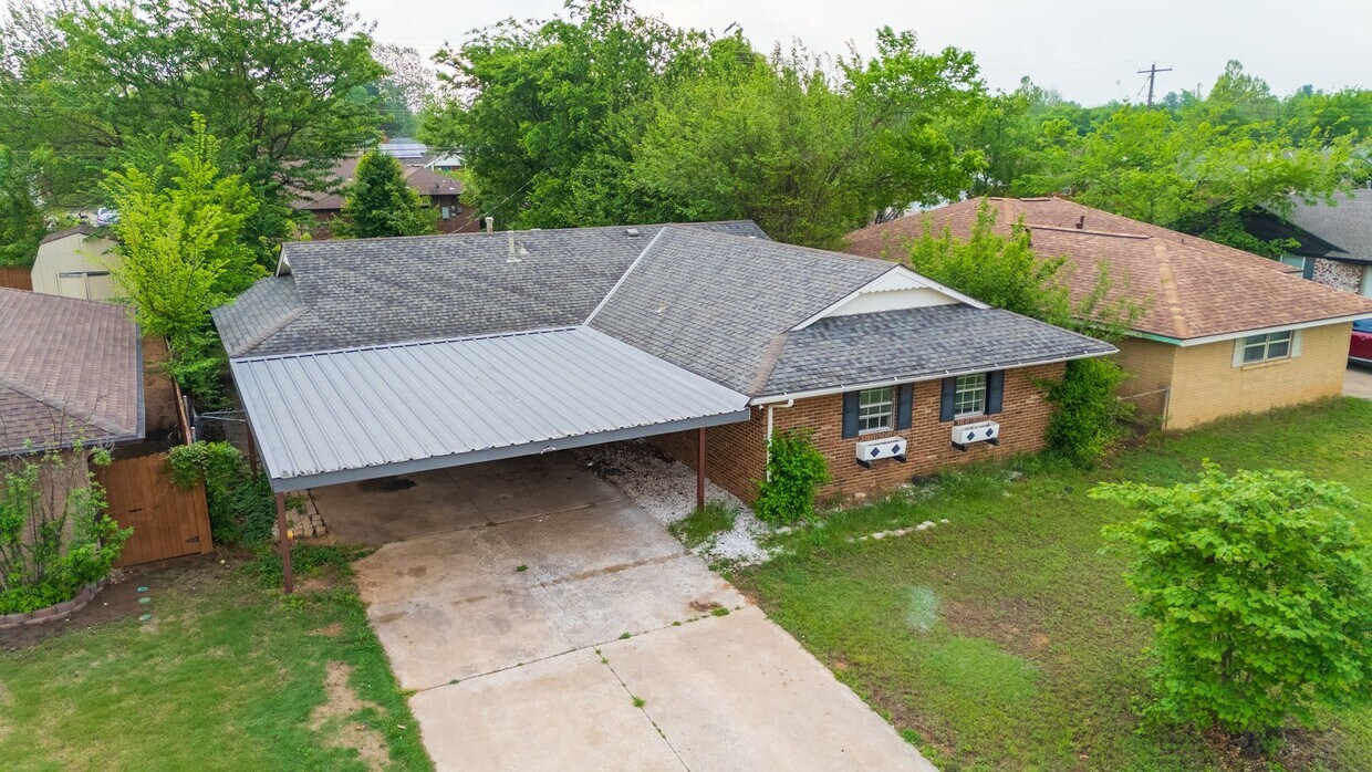 Charming 5 Bedroom House - Charming 5 Bedroom House