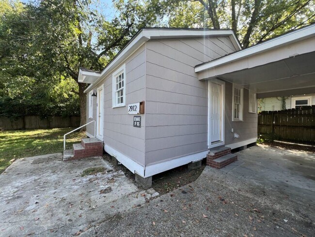 Photo - 1 bedroom, 1 bathroom house located in Bat...