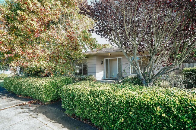 Foto del edificio - 1911 H St