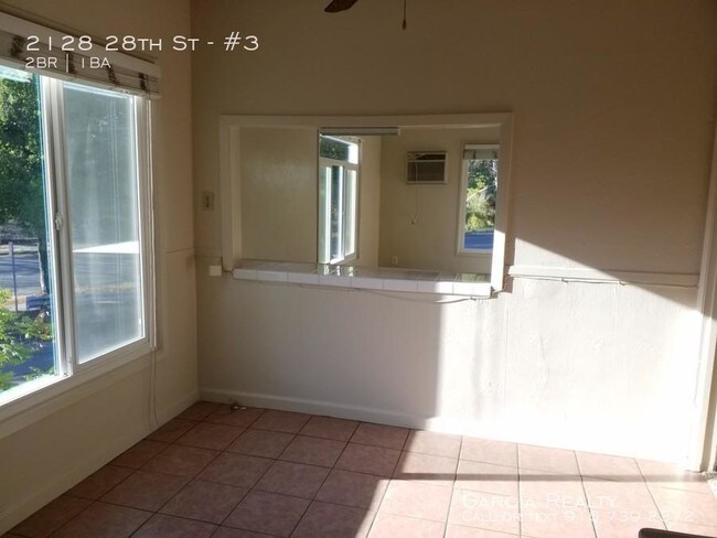 Building Photo - 2 bedroom in Sacramento CA 95818